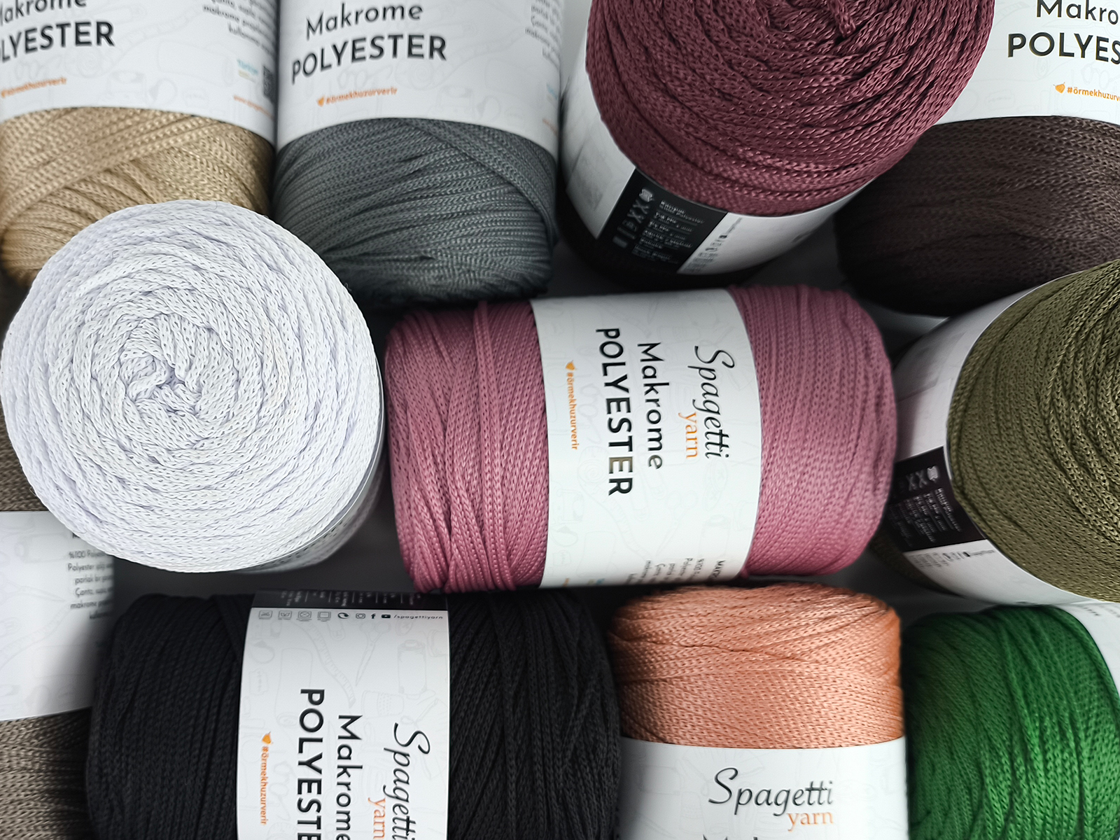 Polyester Makrome