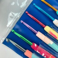 Desenli Plastik Saplı Tığ Seti